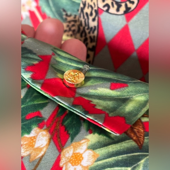 Falguni Shane Peacock Diamond & Floral Print Top - Picture 5 of 7